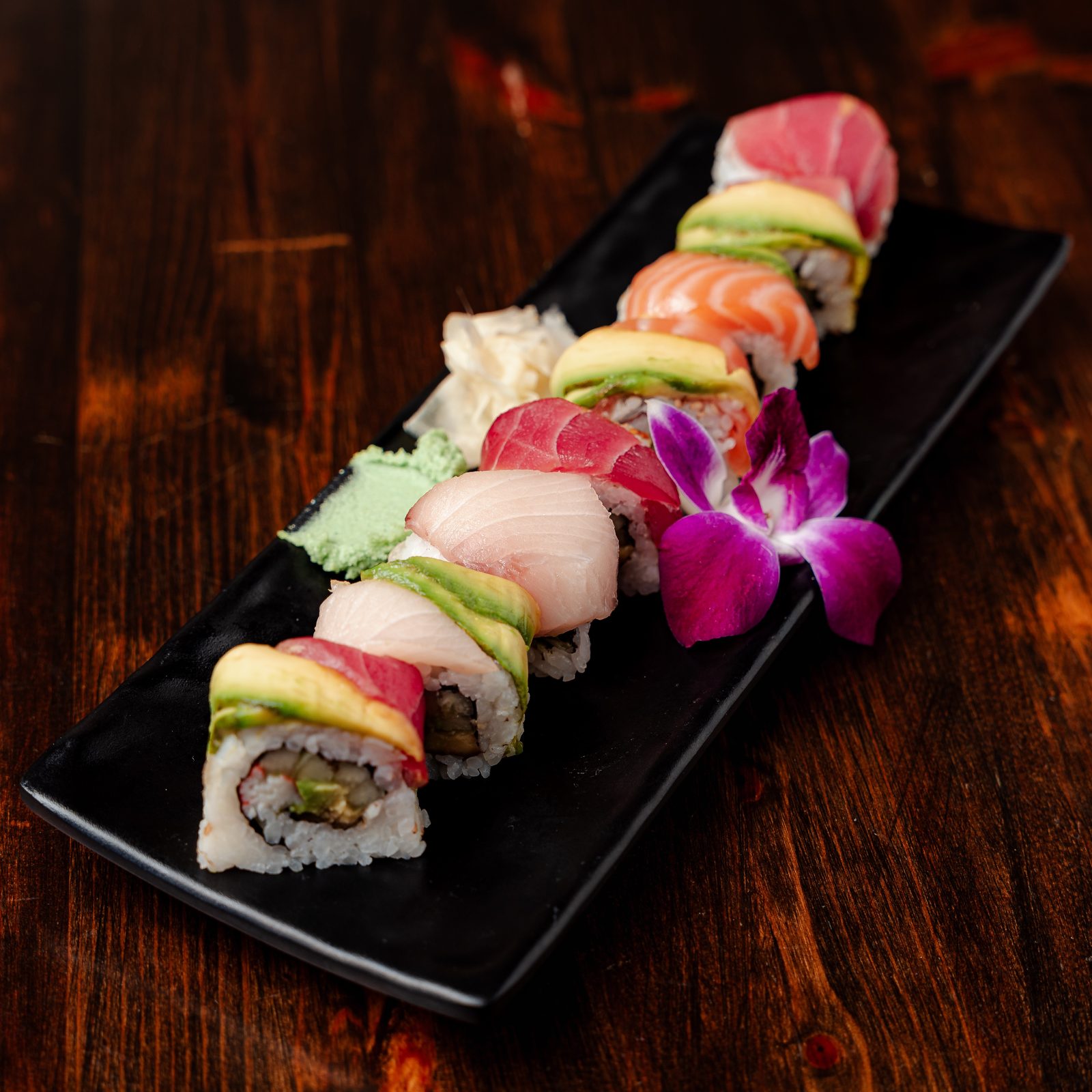 Rainbow Roll (8pcs)